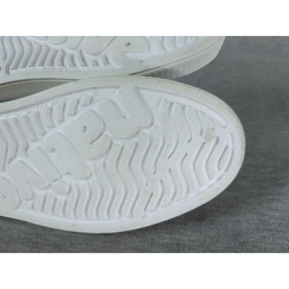 Native Jefferson Classic Slip-on - Picture 15 of 16